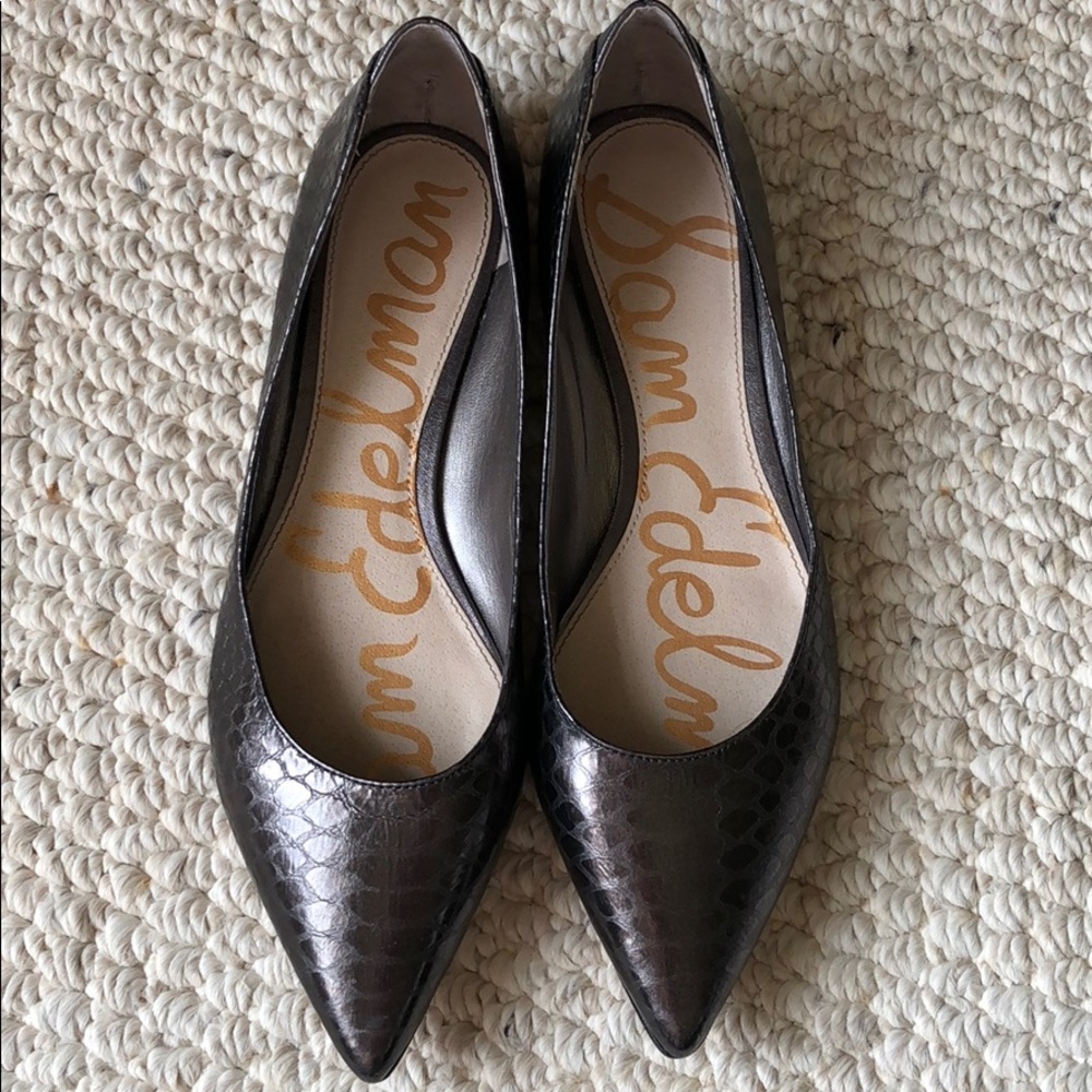 Sam Edelman Dark Gray Snakeskin Pointed Toe Flat